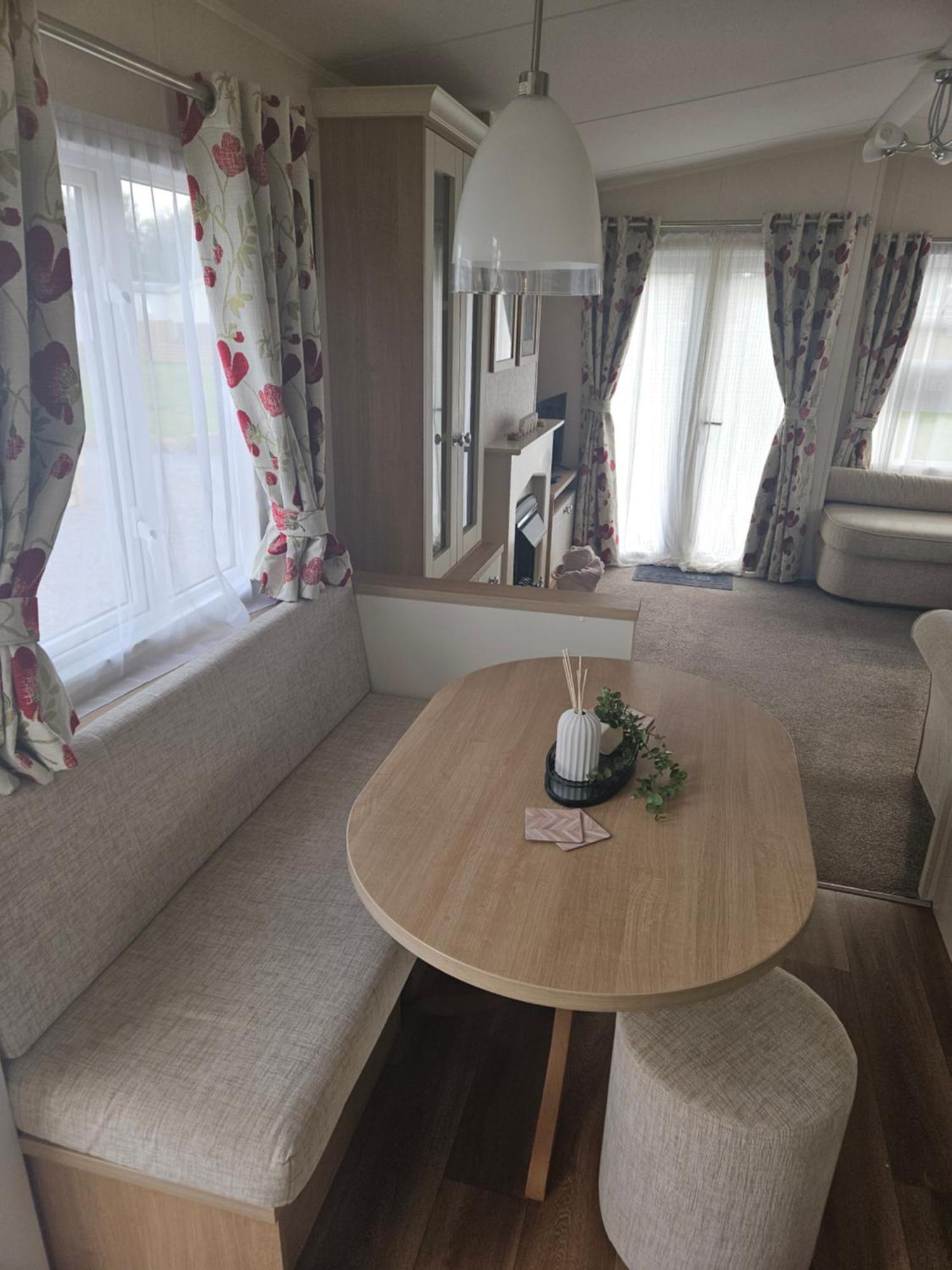 Lytham Luxe 6 Birth Caravan Weeton  Eksteriør bilde